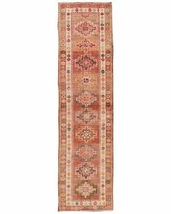 Apadana Antique Medallion Hand-Knotted Wool Rug Home