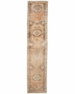 Apadana Early 20th Century Turkish Hand-Knotted Wool Rug Home