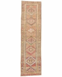 Apadana Early 20th Century Anatolian Hand-Knotted Wool Rug Home