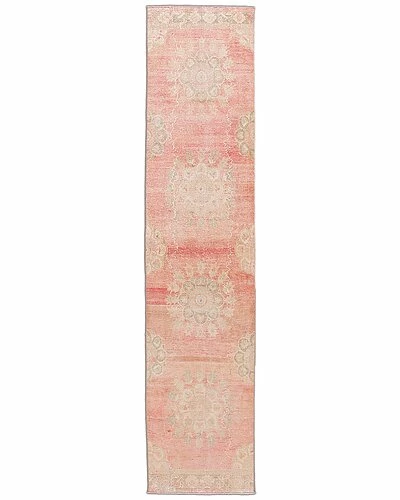 Apadana Vintage Medallion Hand-Knotted Wool Rug Home 3 Apadana Vintage Medallion Hand-Knotted Wool Rug Home