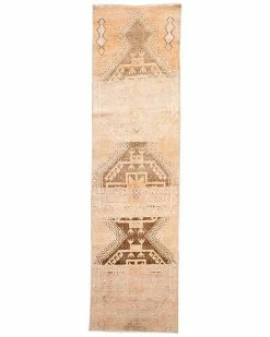 Apadana Early 20th Century Turkish Hand-Knotted Wool Rug Home